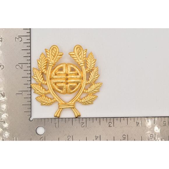 Givenchy Vintage Logo Pin Brooch Brushed Gold 4G Laurel Leaf Chunky Signed BinBA - Picture 12 of 12